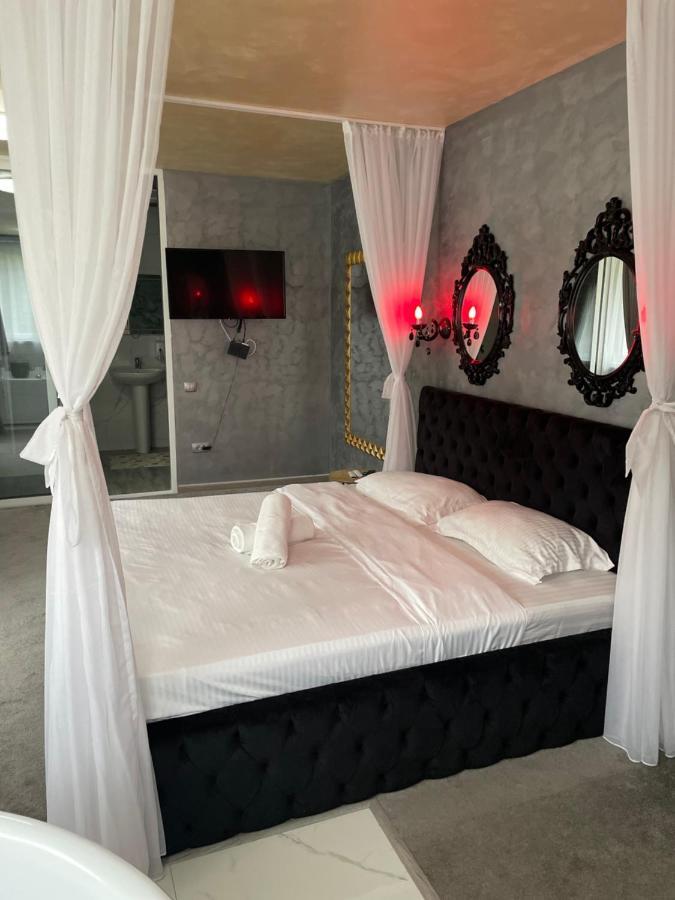 La Protap Calimanesti Hotel Екстериор снимка